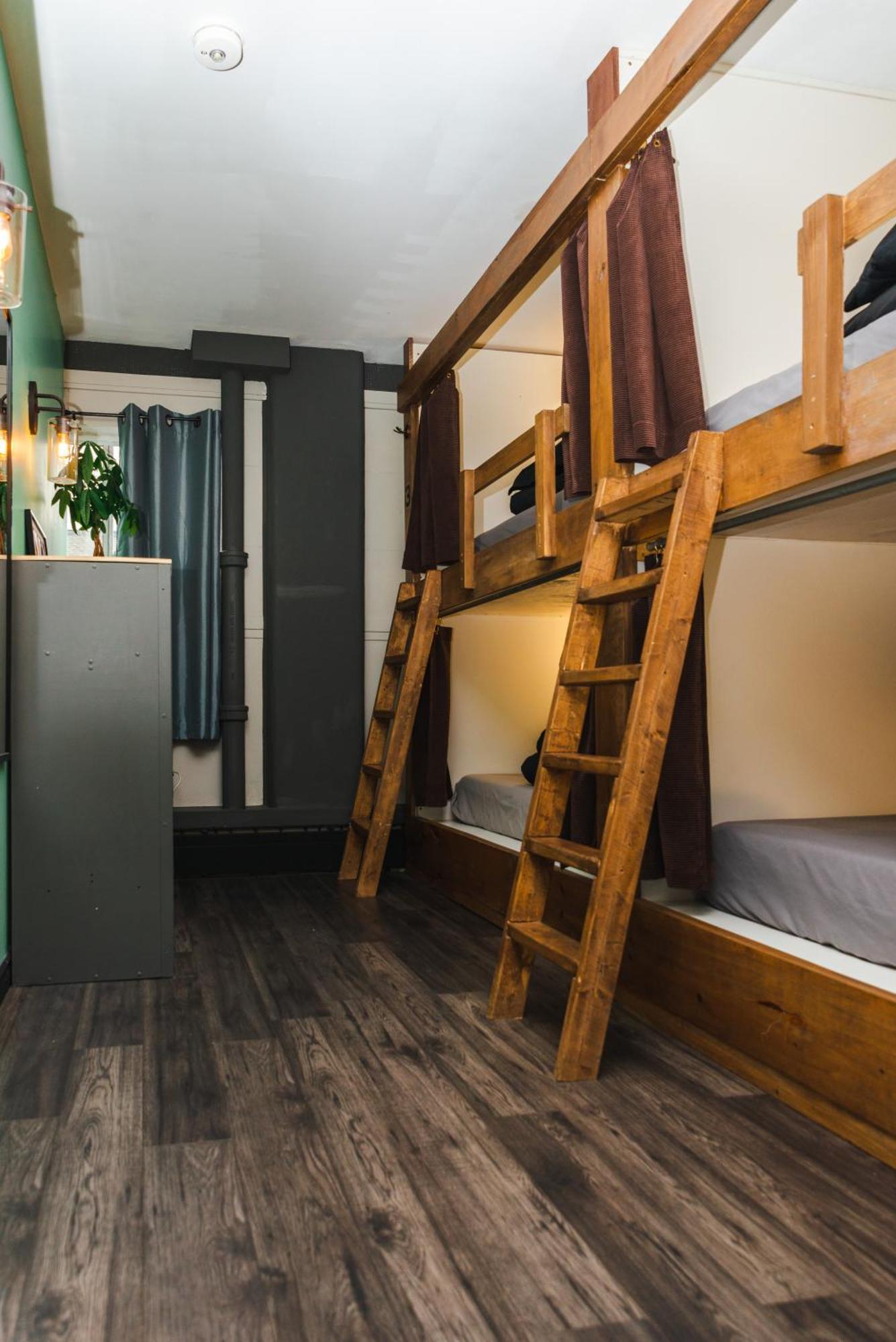 The Haven Hostel Thunder Bay Exterior foto