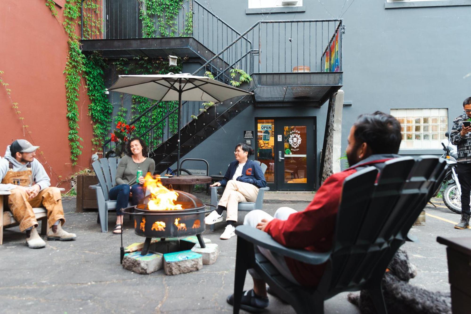 The Haven Hostel Thunder Bay Exterior foto